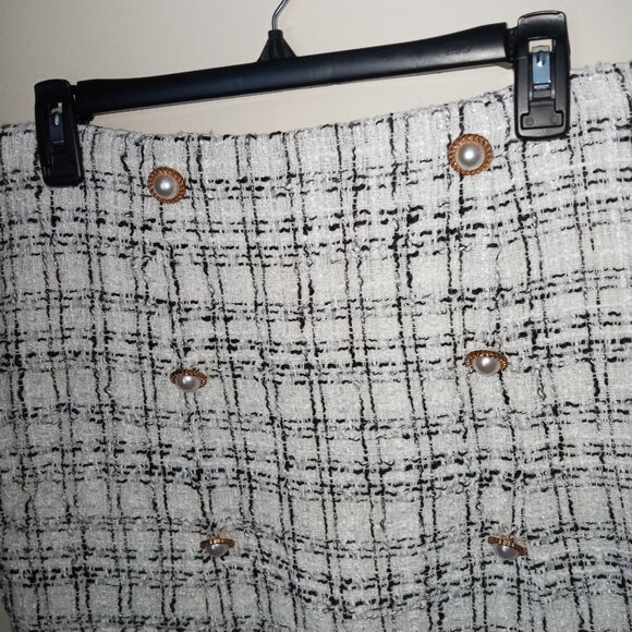 Black and white Tweed Mini skirt sz L NWOT /B17 - Picture 2 of 6